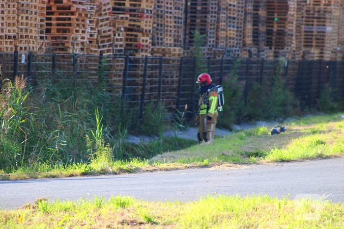 Weg afgesloten na ongeval met gevaarlijke stoffen