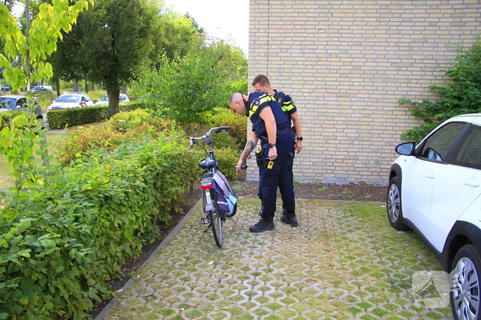 Fietser lichtgewond na aanrijding met auto
