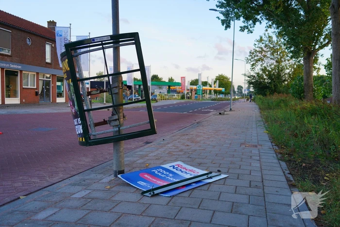 Automobilist rijdt door na crash