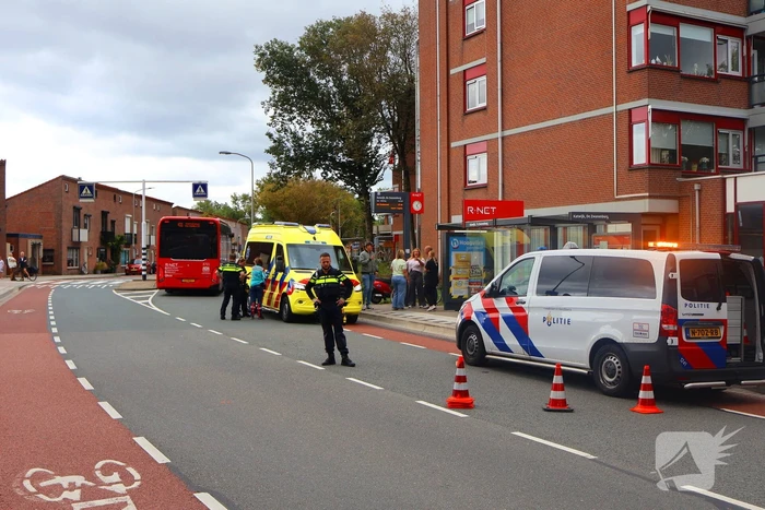 Scooterrijder en automobilist betrokken bij ongeval