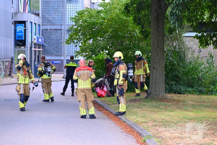 Zwerver veroorzaakt brand