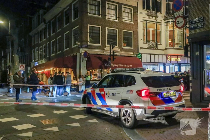 Steekpartij leidt tot gewonde en afzetting van straat