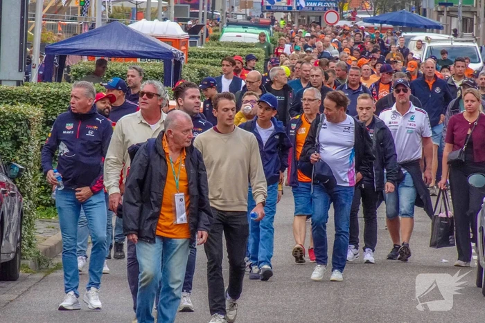 Drukte voor Formule 1 race op circuit Zandvoort