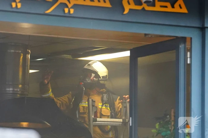 Buitenbrand bij pizzeria onder controle