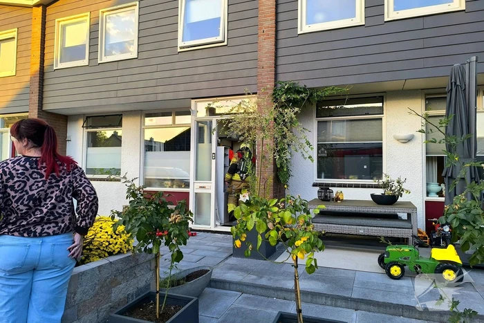 Brandweer ventileert woning na aanbranden broodjes