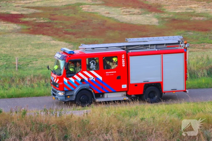 Bermbrand zet natuurgebied in vuur