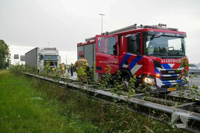 Vrachtwagenbrand gecontroleerd na melding