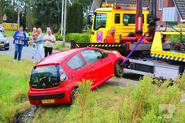 Berging na ongeval met voertuig te water