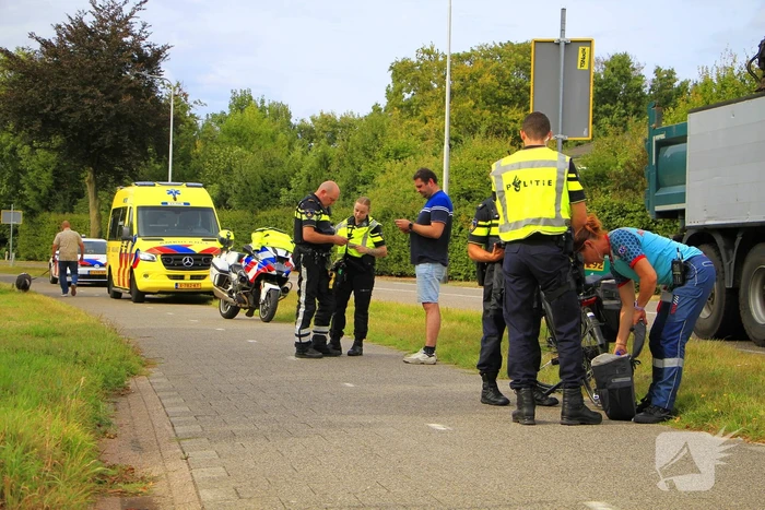 Fietser gewond bij aanrijding met auto