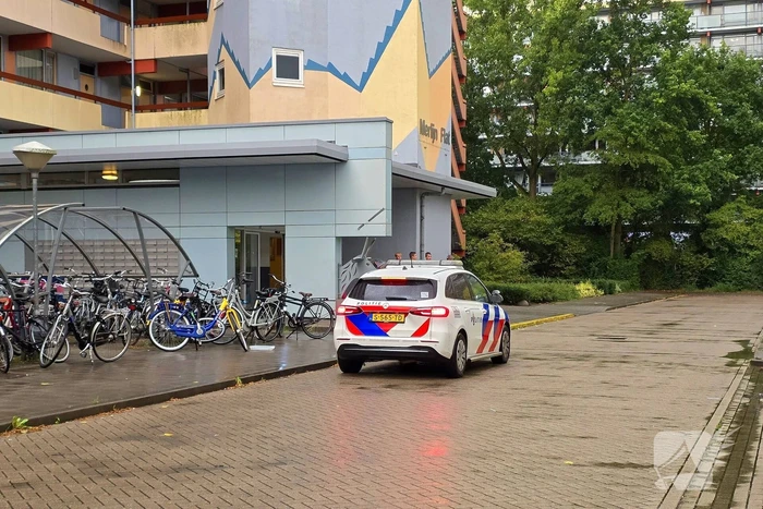 Politie zet groots in na melding van persoon met wapen
