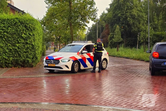 Politie zet groots in na melding van persoon met wapen