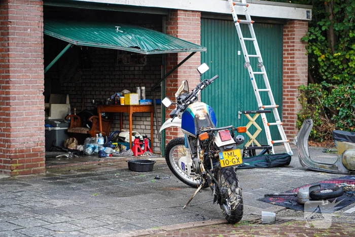 Veel brandschade aan garagebox