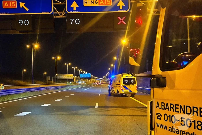 Kop-staartbotsing op snelweg