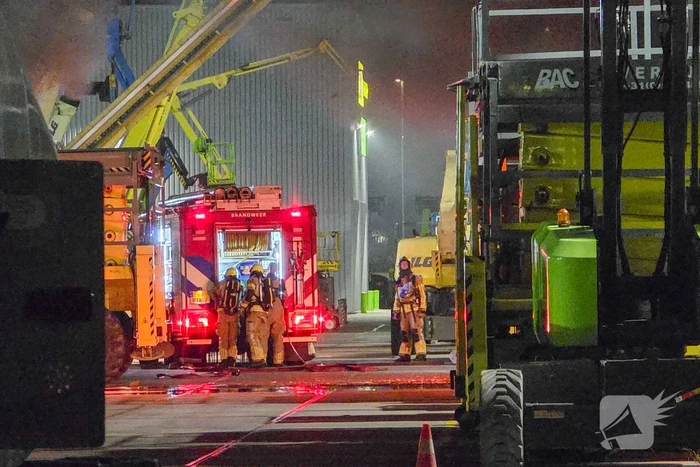 Buitenbrand bij hoogwerker verhuur