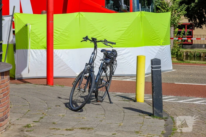 Dodelijk ongeval na aanrijding met vrachtwagen