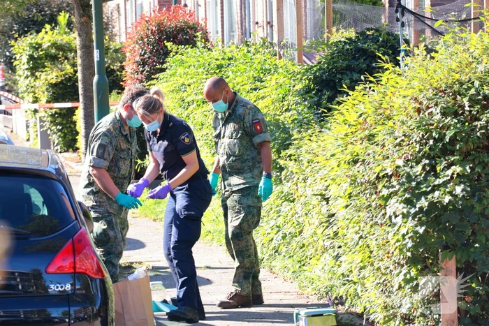 Explosief op straat gedetecteerd