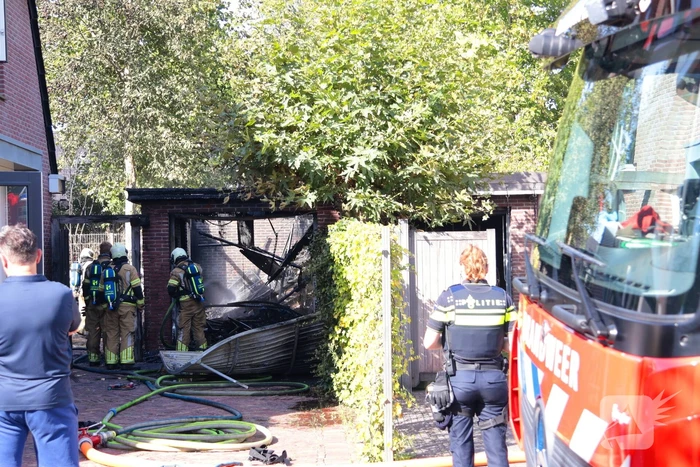 Brand in garage onder controle