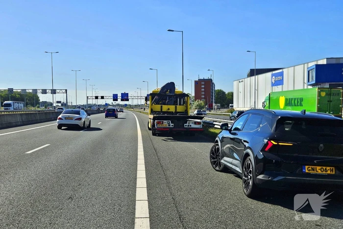 Verkeershinder door botsing op snelweg