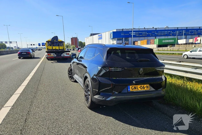 Verkeershinder door botsing op snelweg