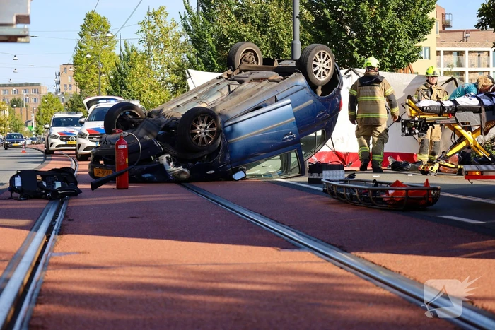 Bestuurder gewond bij aanrijding