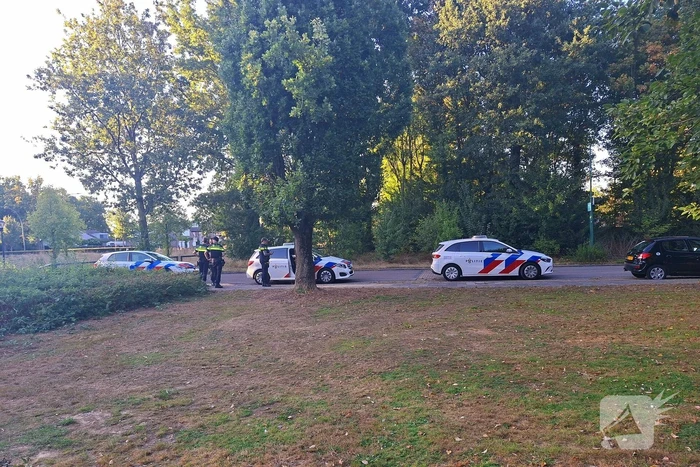 Man op daken na vuurwapenmelding