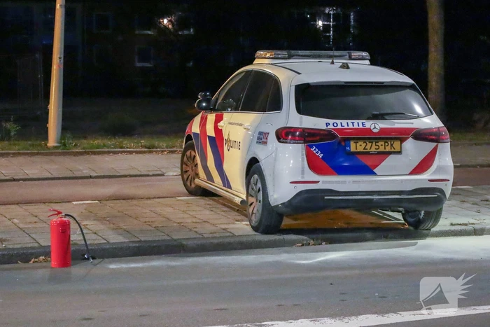 Brand in politieauto snel geblust