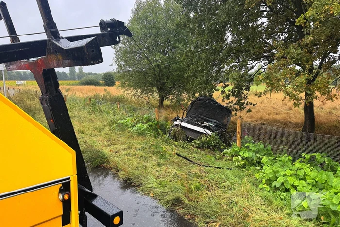 Drie zwaar gewonden bij verkeersongeval