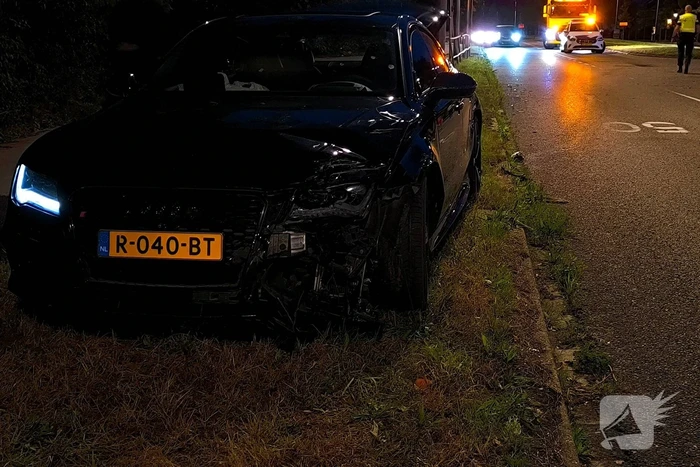 Geen gewonden na botsing op kruising