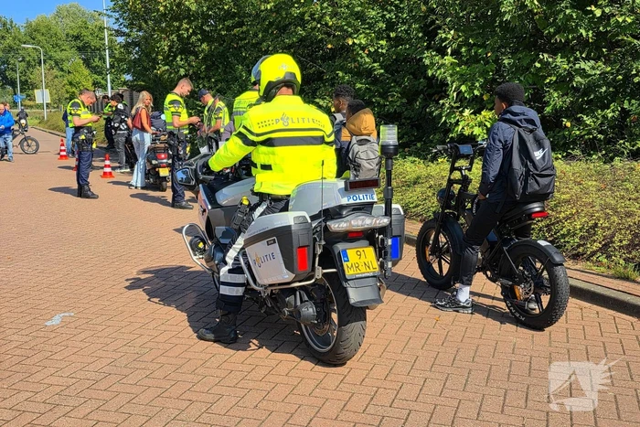 Fatbike gaat 50km tijdens controle, politie neemt er twee in beslag