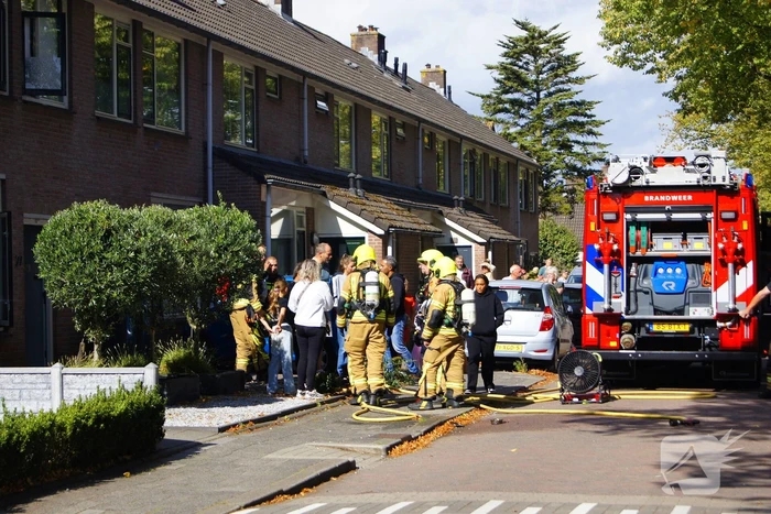 Pannetje vat vlam in keuken