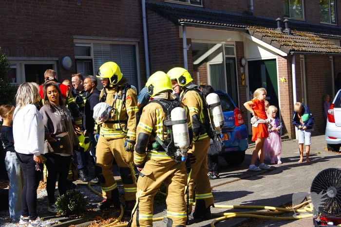 Pannetje vat vlam in keuken