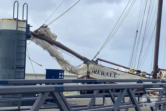 Aanvaring op zee veroorzaakt schade en gewonden