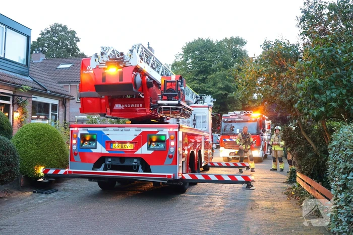 Schoorsteen los door stormachtig weer