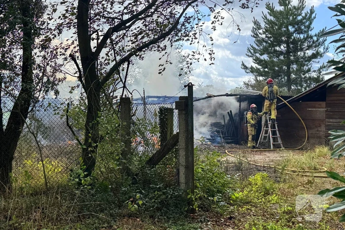 Asbestgevaar na uitslaande brand