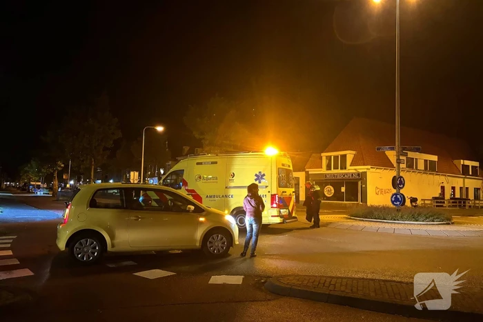 Fietser aangereden op rotonde