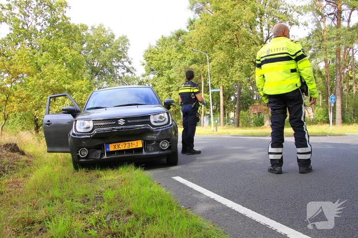 Aanrijding met letsel tussen drie voertuigen