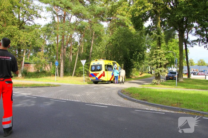Aanrijding met letsel tussen drie voertuigen