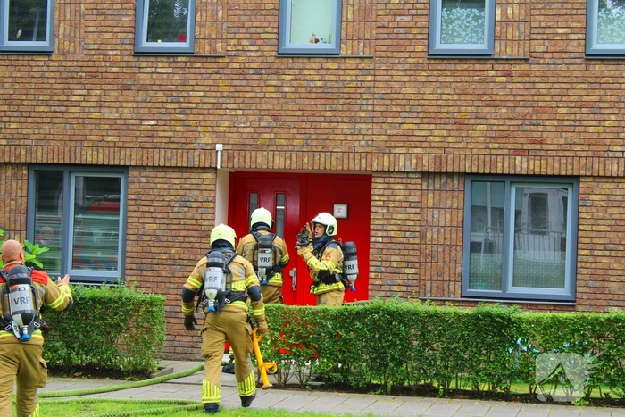 Rookontwikkeling door pan op het vuur