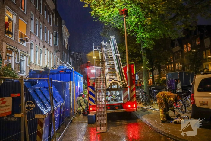 Woningbrand vergt grote inzet van brandweer