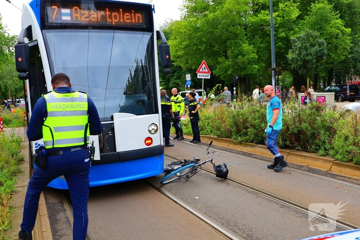 Fietser gewond na aanrijding met tram