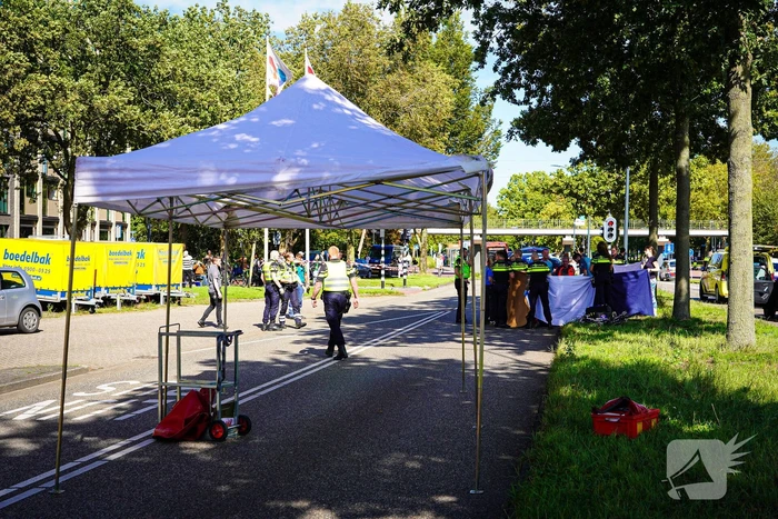 Fietser overlijdt na aanrijding