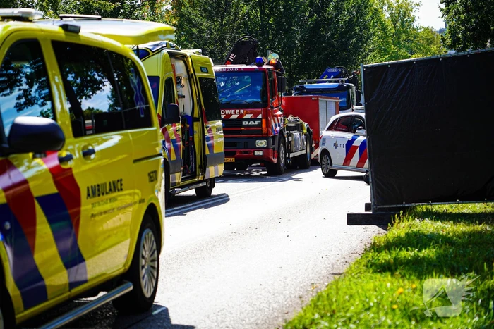Fietser overlijdt na aanrijding