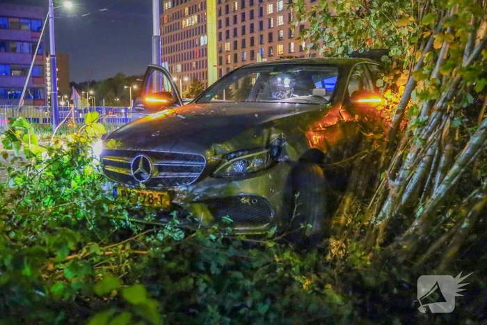 Botsing tussen auto's leidt tot gewonden