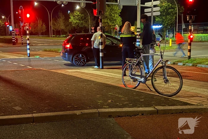 Rood licht genegeerd bij kruising