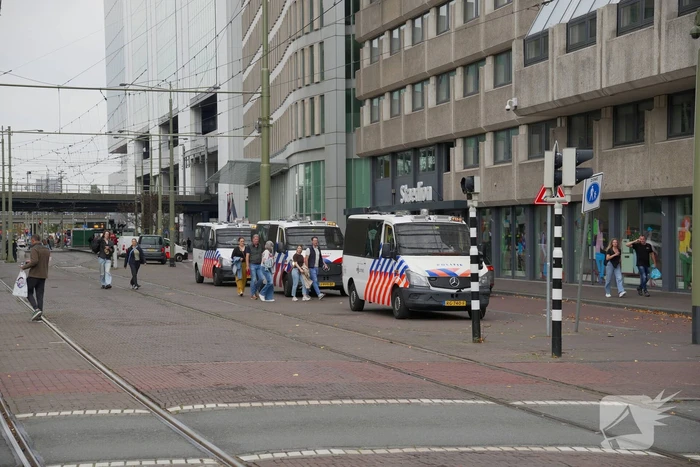 Politie en ME aanwezig bij demonstratie