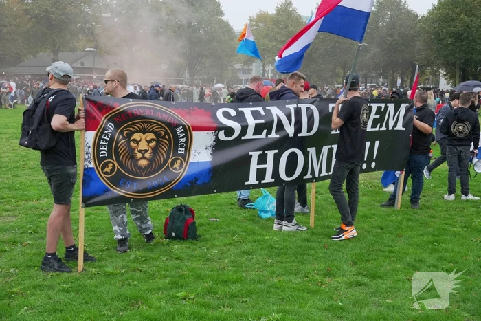 Politie en ME aanwezig bij demonstratie