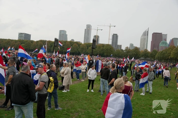 Politie en ME aanwezig bij demonstratie