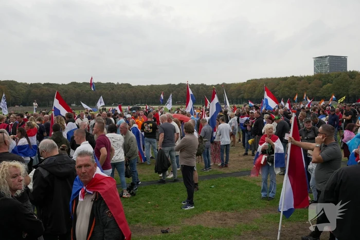 Politie en ME aanwezig bij demonstratie