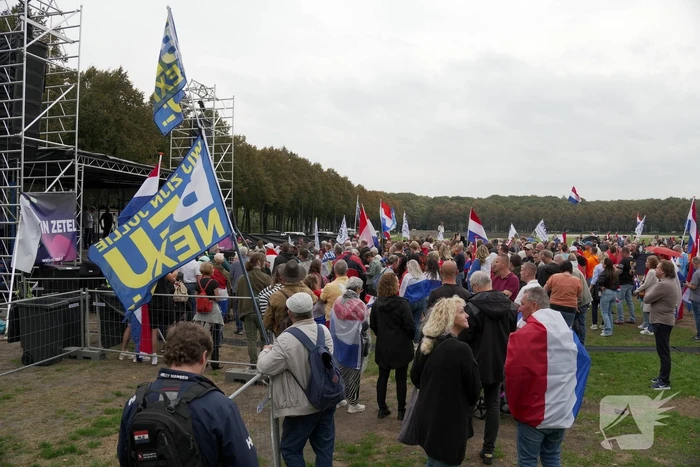 Politie en ME aanwezig bij demonstratie