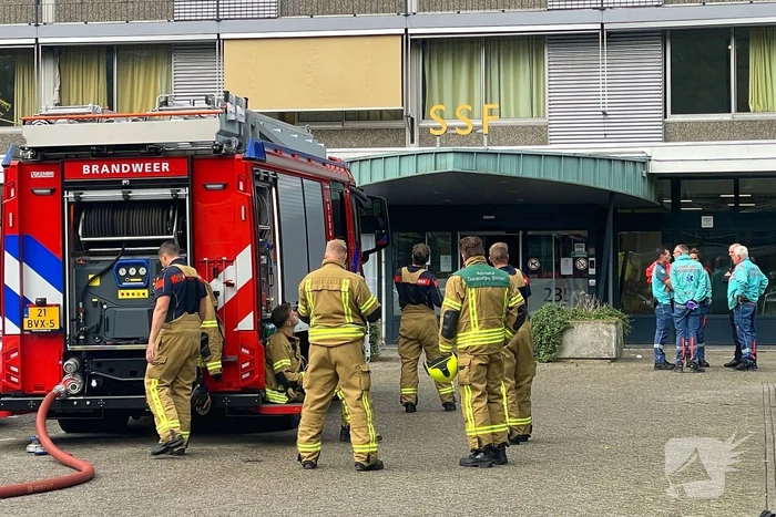 Brand op vierde etage van flatgebouw